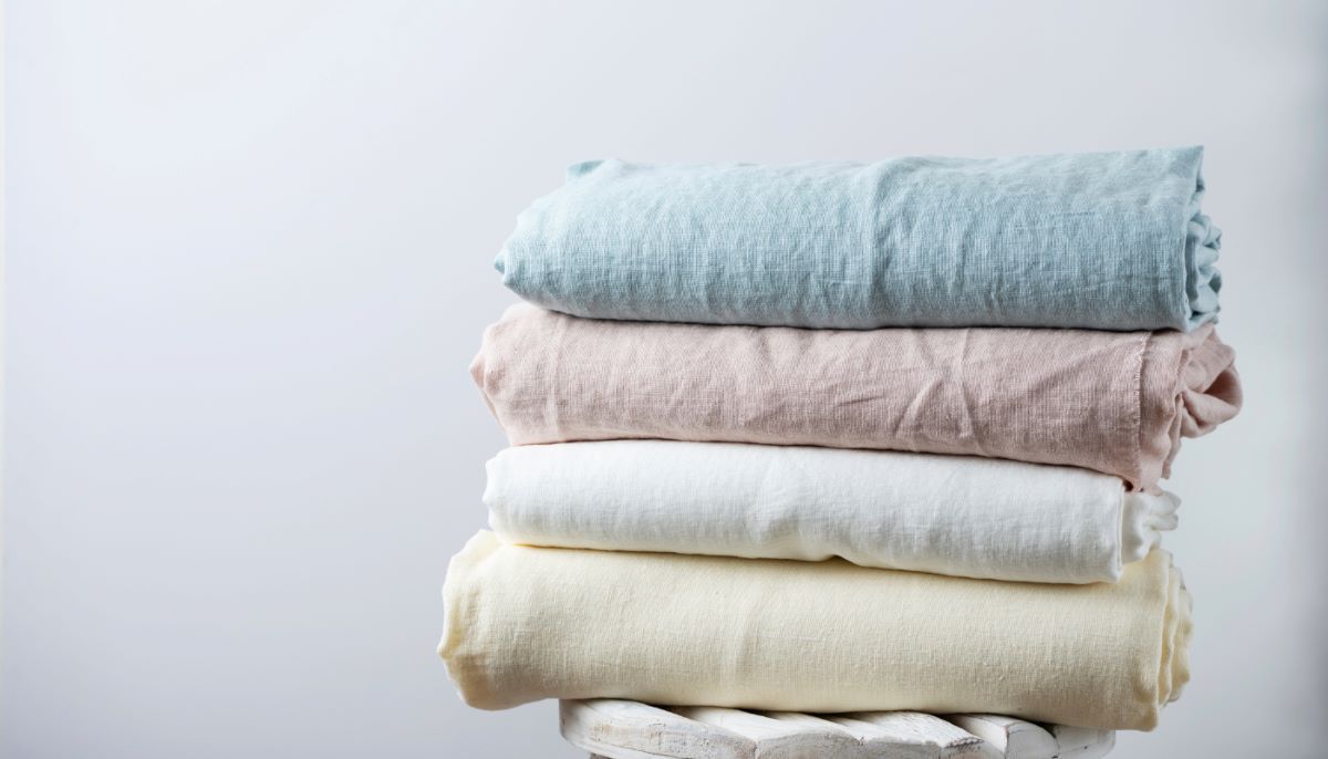 bed sheets as wedding gift