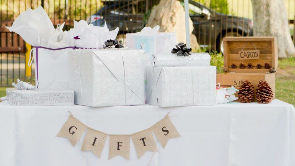 home decor wedding gifts