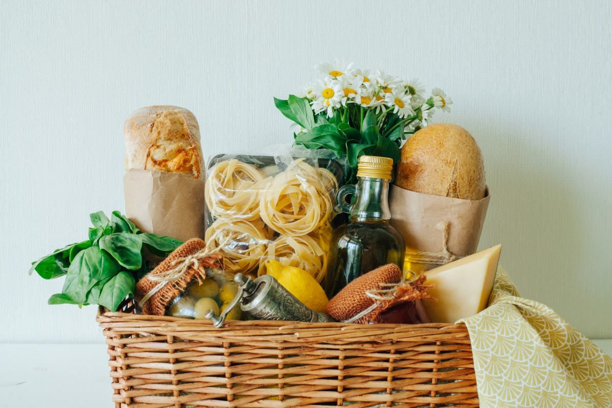 Italian food gift basket