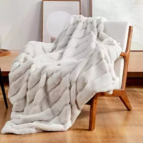 Cozy Soft Plush Throw Blanket