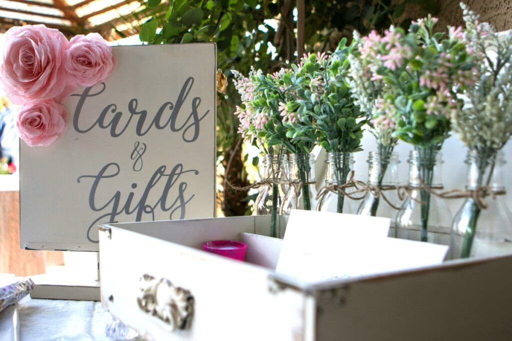 traditional wedding gifts in Latin America