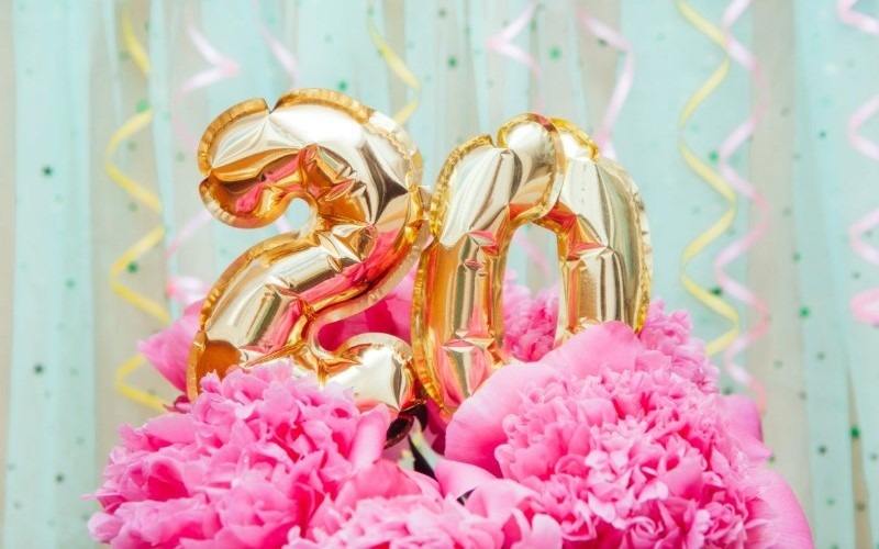 birthday gifts for her 20s