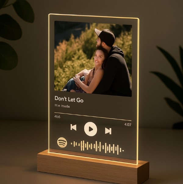 Personalised Music Plaque - Memories in Glass